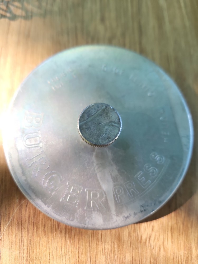 Vintage Burger Press Heuck Cin Ti 20 0 Silver Gray Metal 3.75"