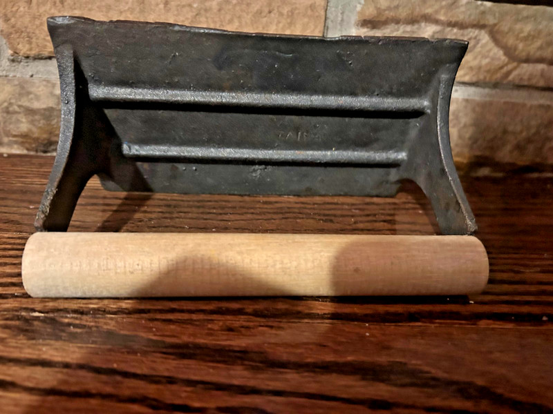 Bacon Press Excellent Condition New Never Used Approximately 7"x4" gallery