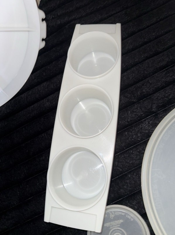 Tupperware White Plastic Large 7-Hole Burger Press Single Dishwasher Safe gallery
