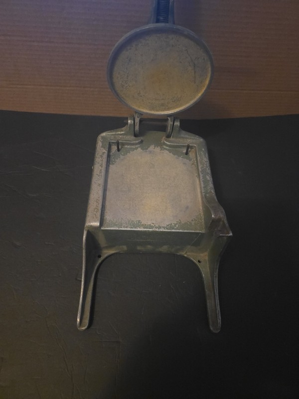 Vintage Hollymatic 'Holly Jr' Hamburger 5" Patty Mold Press Machine Aluminum gallery