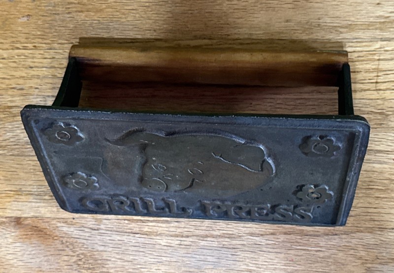 Vintage Cast Iron Home Town Grill Bacon Press With Wooden Handle - Pig & Flower gallery