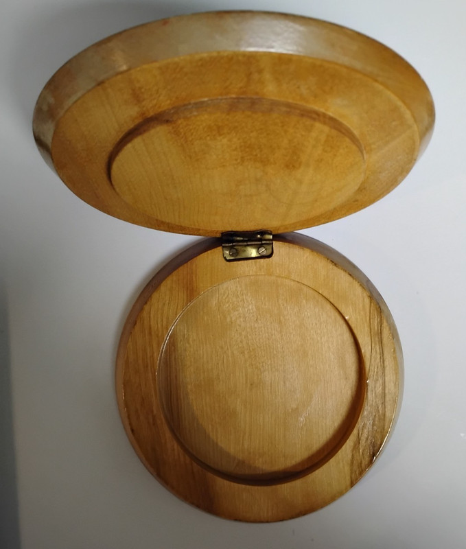Vintage Westwood Fighting Roosters Wood Hinged Hamburger Press Made In Japan gallery