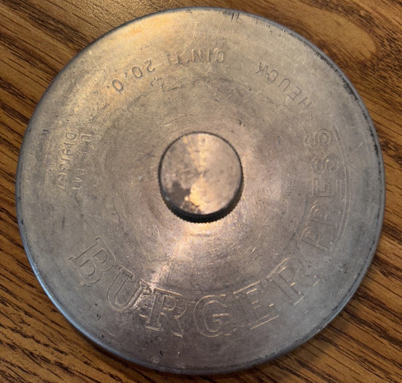 Vintage 1960's Heuck Burger Press Mold Aluminum w/Slide Release Made in USA gallery