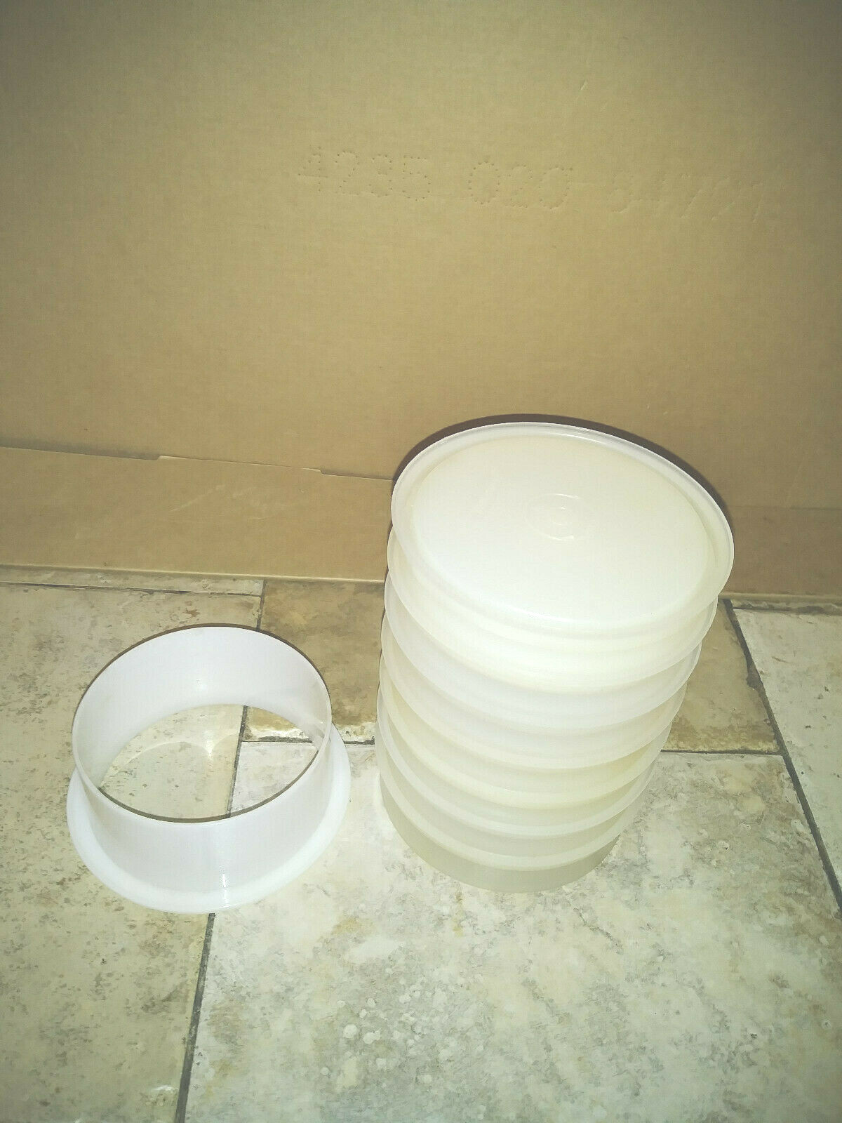 TUPPERWARE 7-QUARTER POUND MOLDS AND COLLAR (NO PRESS) 882 gallery