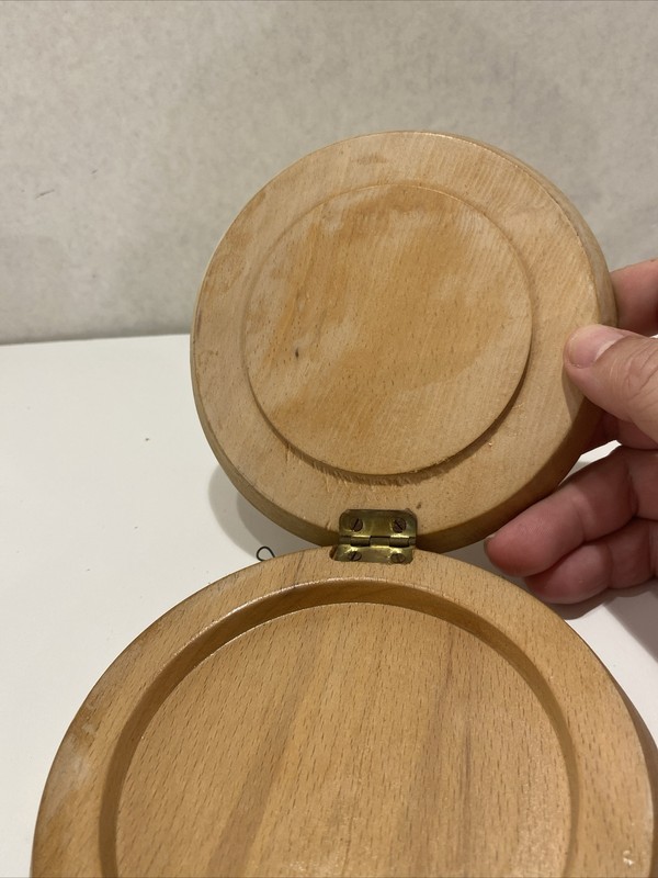 VINTAGE WOODEN HAMBURGER PRESS W/ROOSTER ARTWORK. MADE IN JAPAN. HM gallery