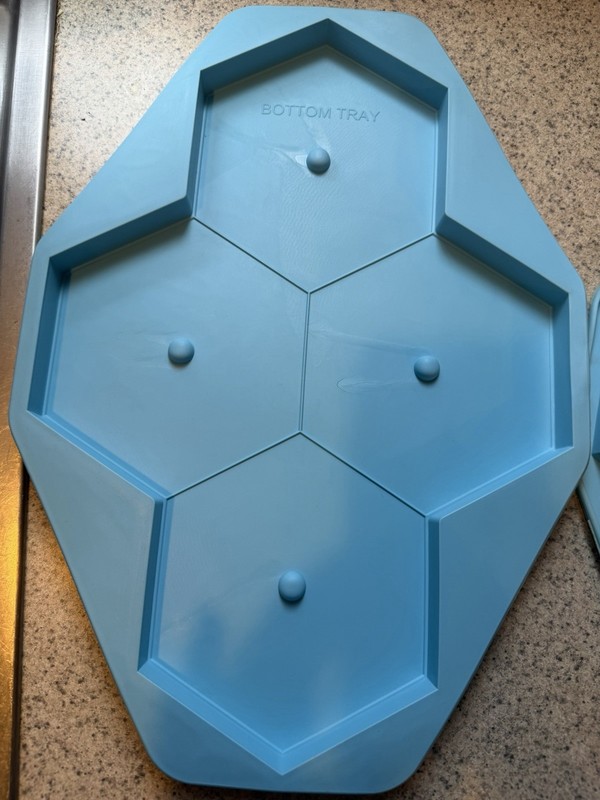 Shape Store 4 Burger Master Max Press and Store In Blue gallery