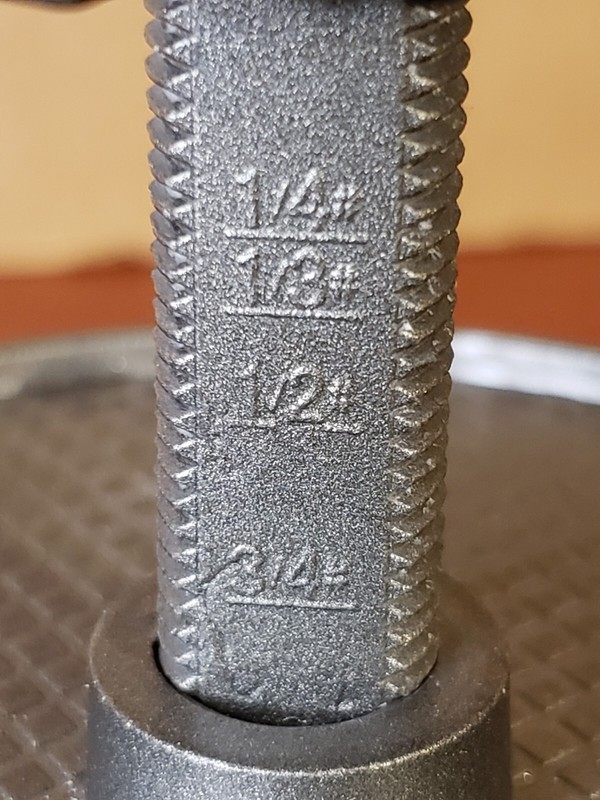 Non-Stick Single Hamburger Press Round Patty Maker Mold Heavy Duty Cast gallery