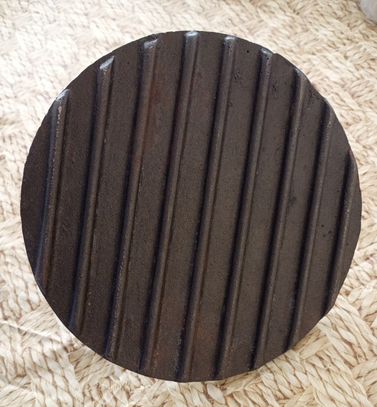 Charcoal Companion 7" Cast Iron Metal Hamburger Burger Press, Wood Handle gallery
