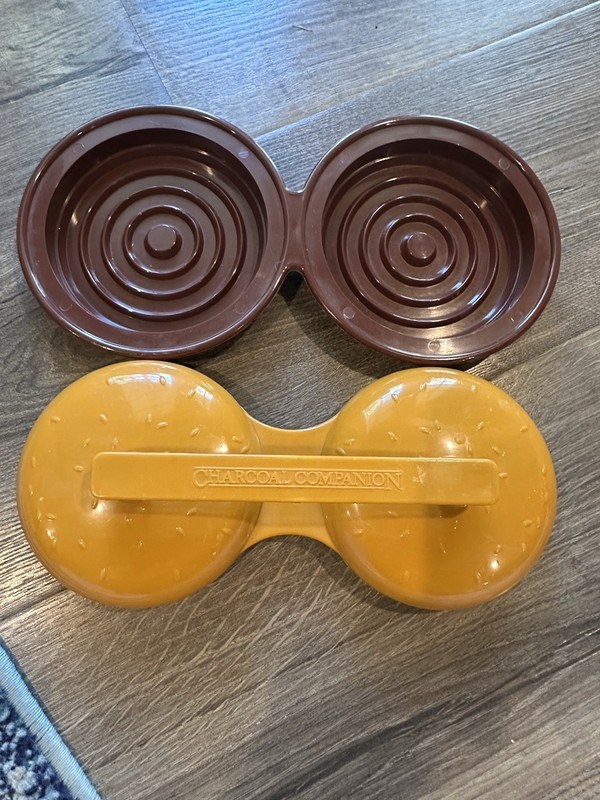 Charcoal Companion Double Hamburger Press Mold 2005 Burger 4.5 Circular Patties gallery