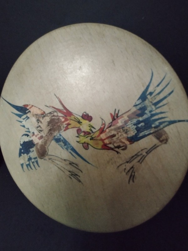 VINTAGE WOOD HAMBURGER PRESS FIGHTING ROOSTERS KITCHEN DECOR FOLK ART gallery