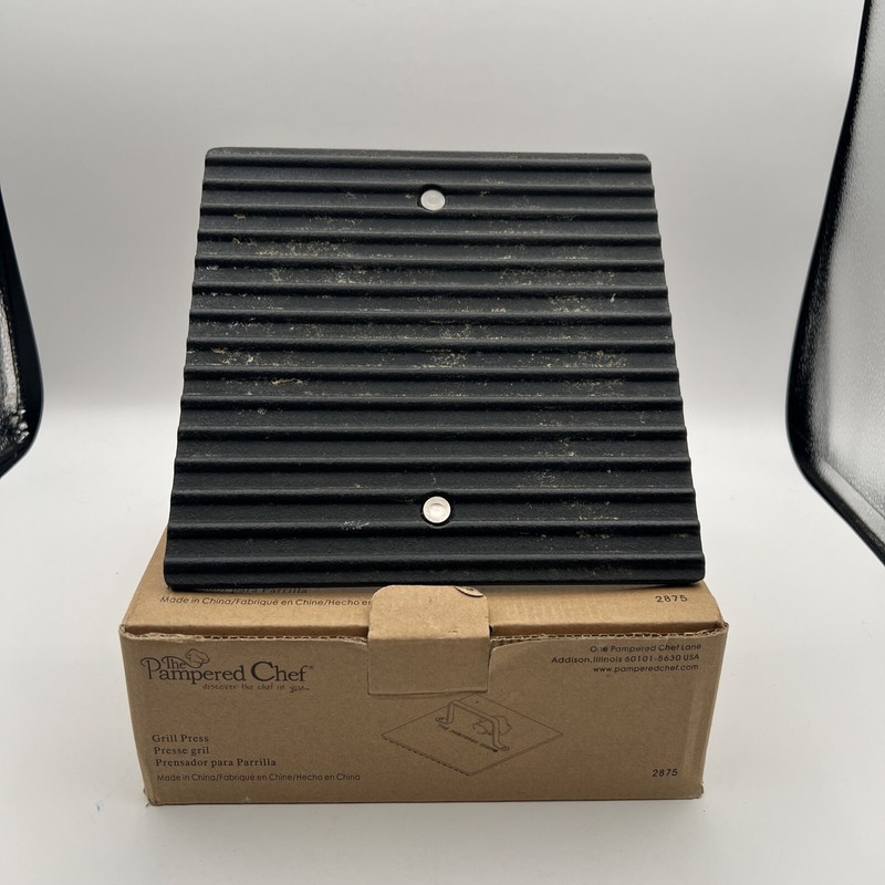 Pampered Chef USED In Original Box Grill Press #2875,Burgers/Panini,Cast Iron gallery