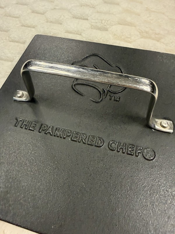 VTG (2006) Pampered Chef Heavy Duty Cast Iron 8 1/2" Square Grill Press #2875 gallery