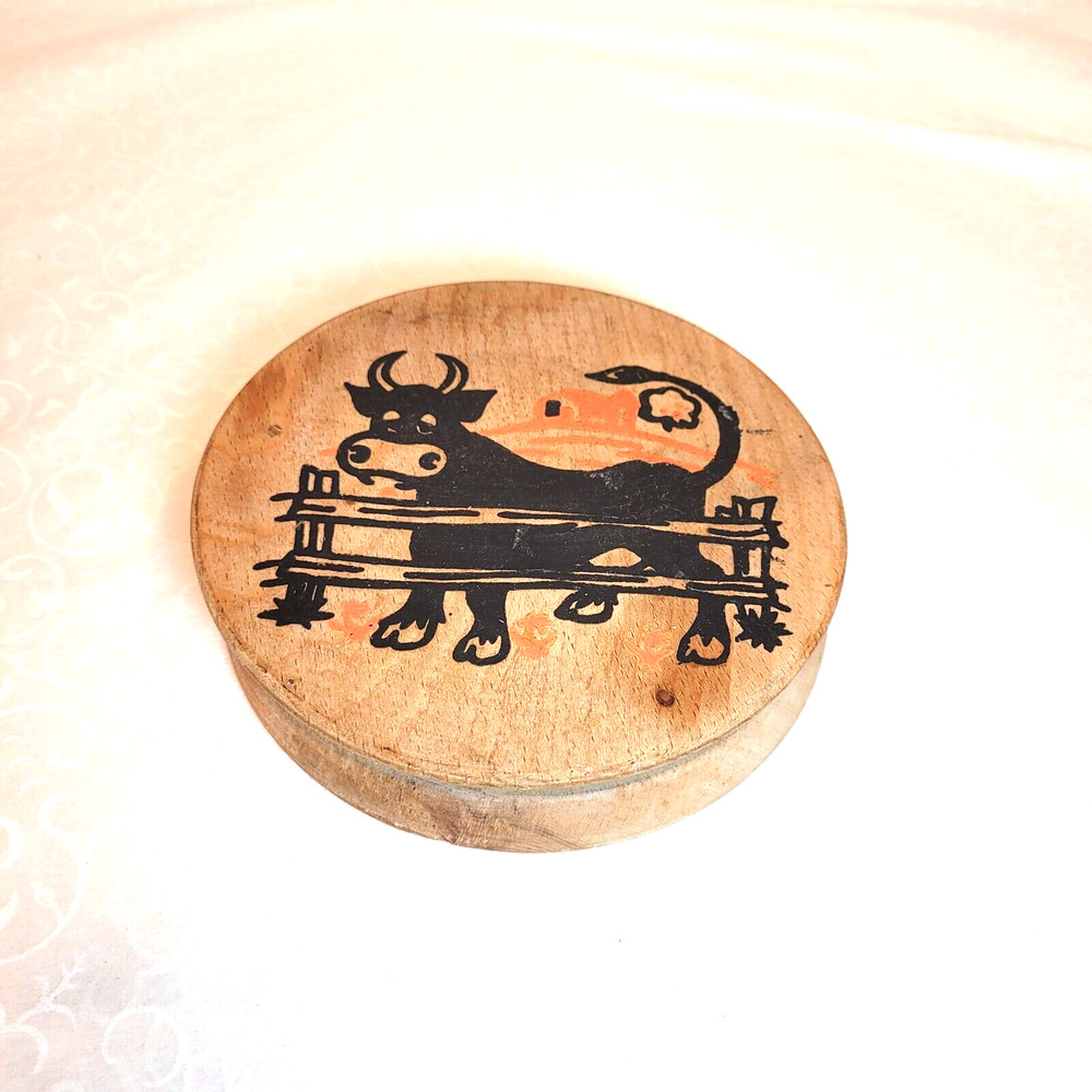 Vintage Wooden Round Hamburger Bull Press Rustic Farmhouse Decor 5 1/2"