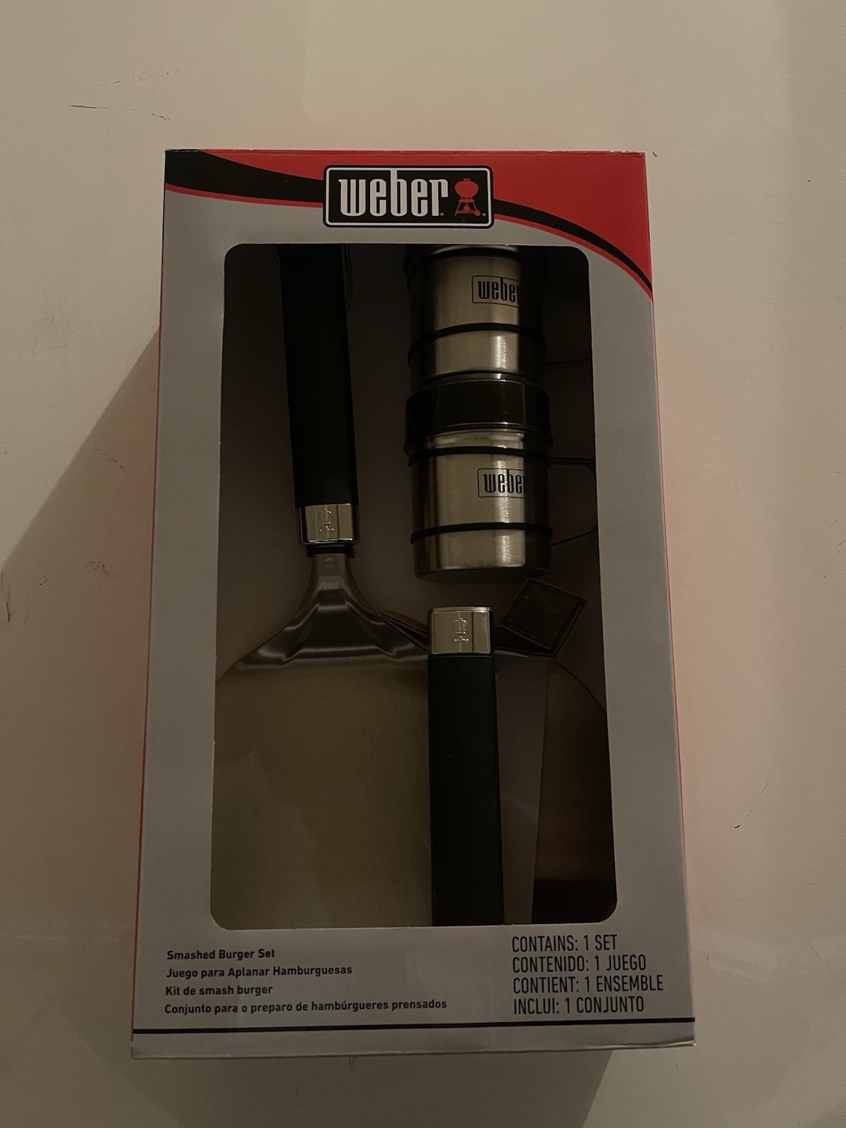 Weber Griddle Smashed Burger Set (New in box) gallery