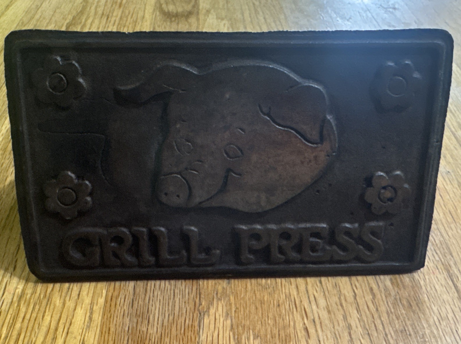 Vintage Cast Iron Home Town Grill Bacon Press With Wooden Handle - Pig & Flower gallery