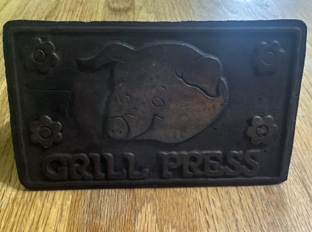 Vintage Cast Iron Home Town Grill Bacon Press With Wooden Handle - Pig & Flower