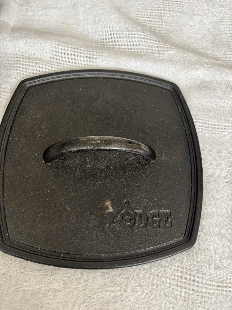 Lodge Cast Iron Panini Press 8”x 8”