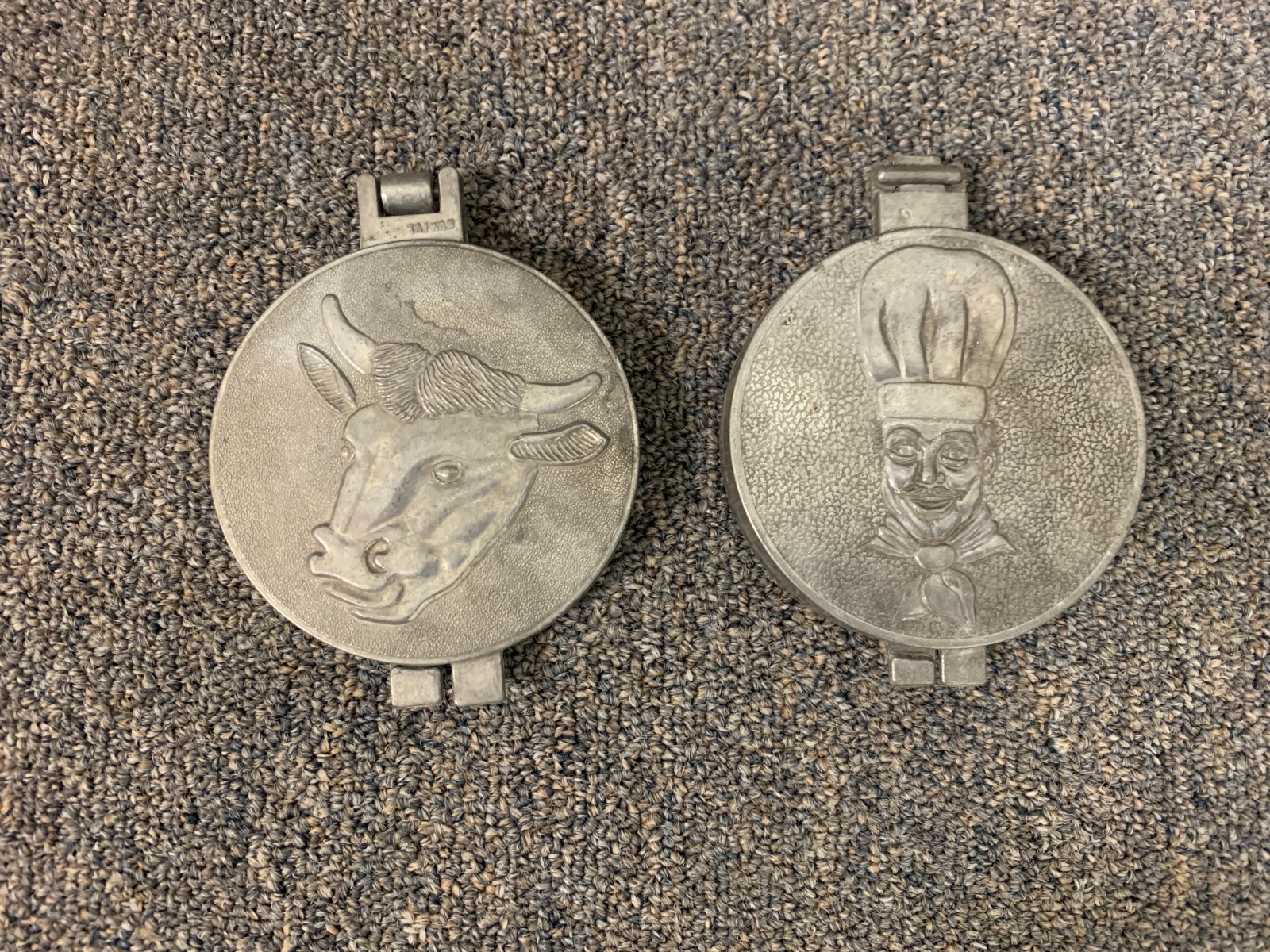 KITCHEN TOOLS - 2 Vintage Aluminum BULL & CHEF Hamburger Press Metal Burger Mold gallery