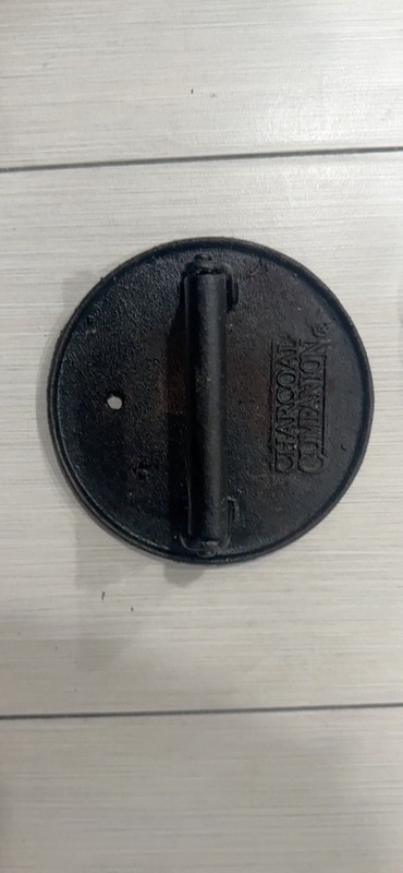 Smithey Ironware Cast Iron Round Bacon Press 6.5in Ribbed Black gallery