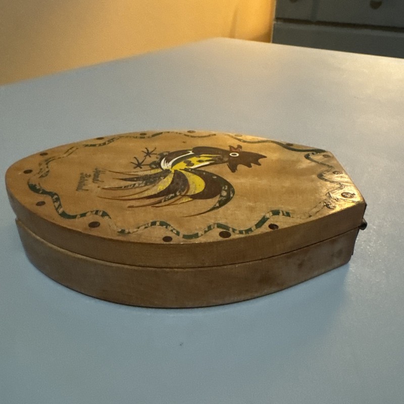 Vintage Wood Pecker Wood Ware Rooster/Chicken Hamburger Press - Japan gallery