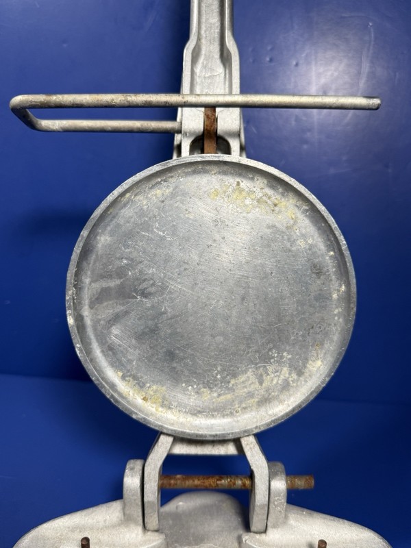 Vintage 1940-50’s Holly Molding Devices Hamburger Patty Press - Cast Aluminum gallery