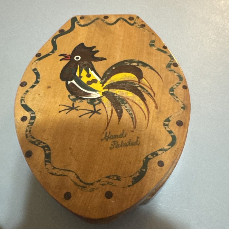 Vintage Wood Pecker Wood Ware Rooster/Chicken Hamburger Press - Japan gallery