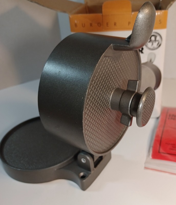 Weston Hamburger Press Makes 4.5" Patties 1/4" to 1.5" Thick Non-stick NEW gallery