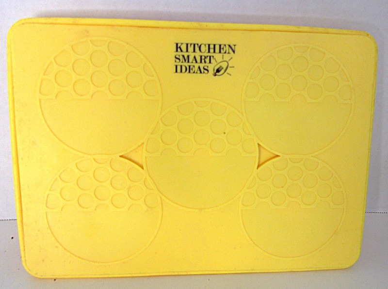 Camping Lot 5-in-1 Silicone Burger Presses w/Hotdog Holder & Condiment Bottles gallery