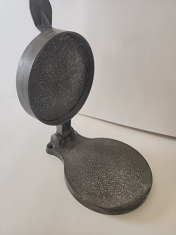 VTG HAMBURGER PRESS TURN DIAL SIZE INCH THICKNESS 4 5/8 " X 1 ... gallery
