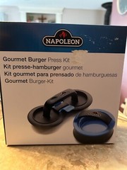 Napoleon Gourmet 3-1 hamburger patty press kit