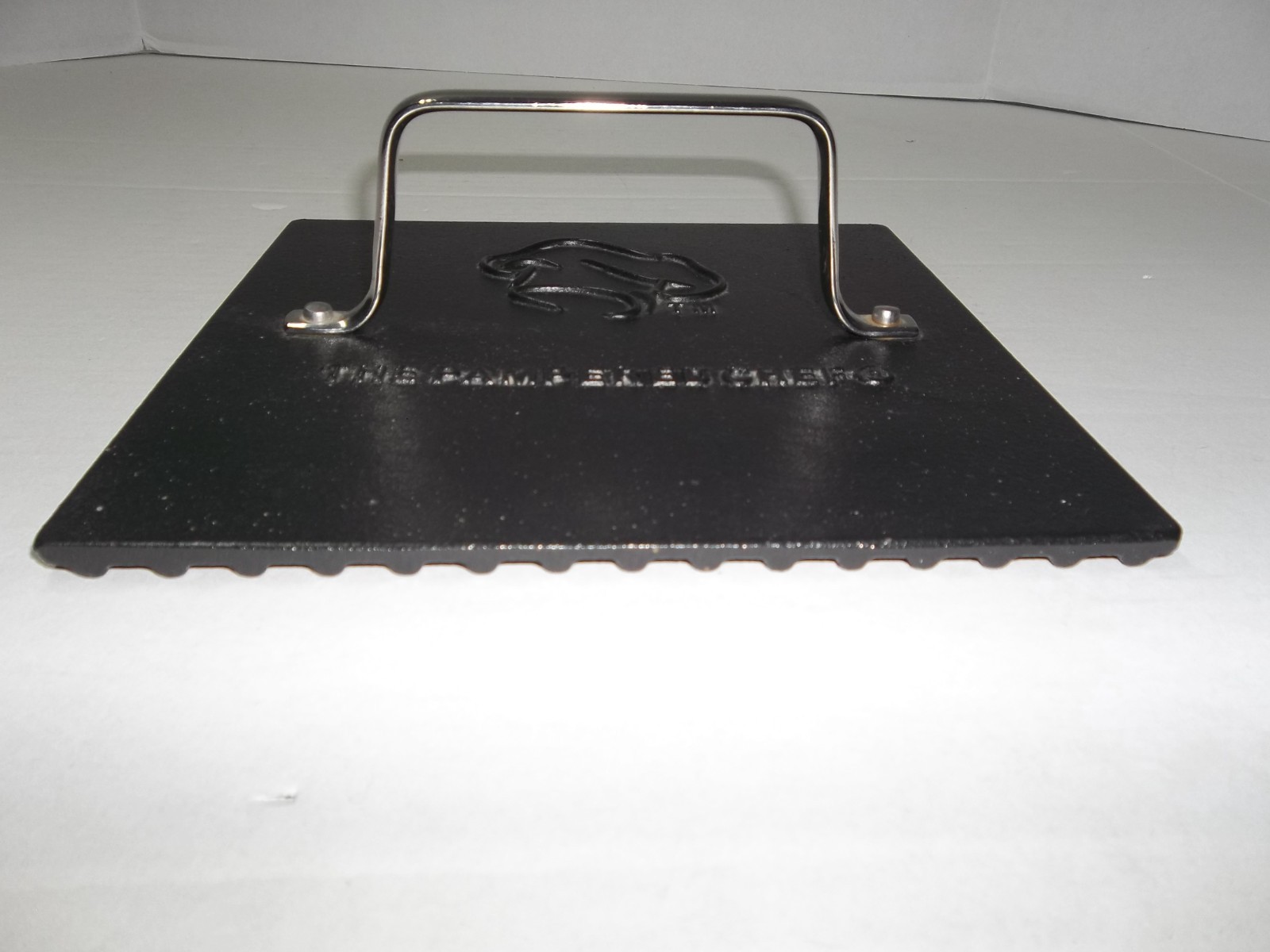 The Pampered Chef Heavy Large Grill Press 8.5 Square gallery