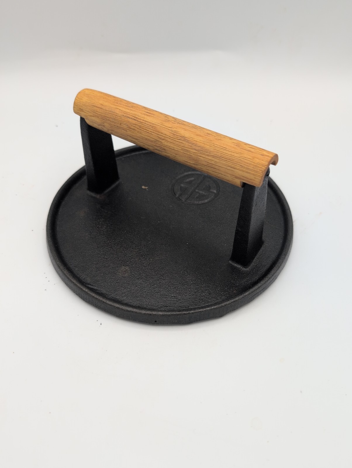 Cast Iron Burger Press, 7" round Heavy-Duty Cast Iron Smash Bacon Press Meat gallery