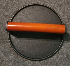 Burger Press Firsgrill Round Cast Iron With Wooden Handle
