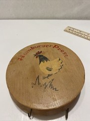 VINTAGE WOODEN HAMBURGER PRESS W/ROOSTER ARTWORK. MADE IN JAPAN. HM