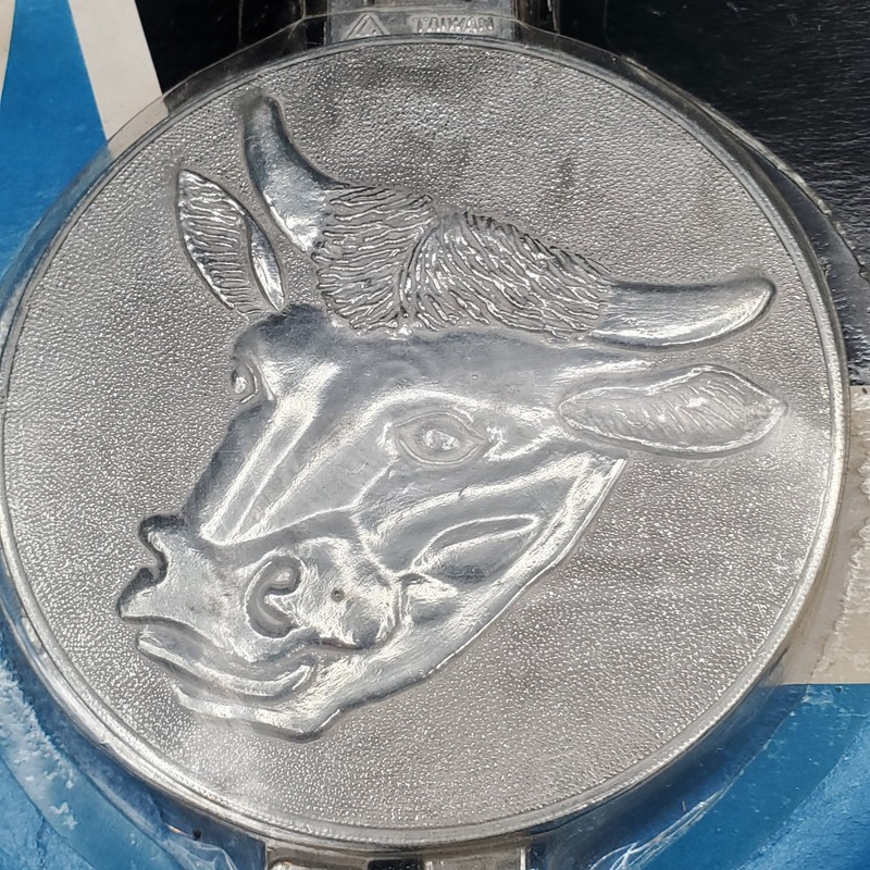 Vintage Hamburger Press Cow Steer Mold Patty Maker Aluminum Farmhouse 3.5" NEW gallery