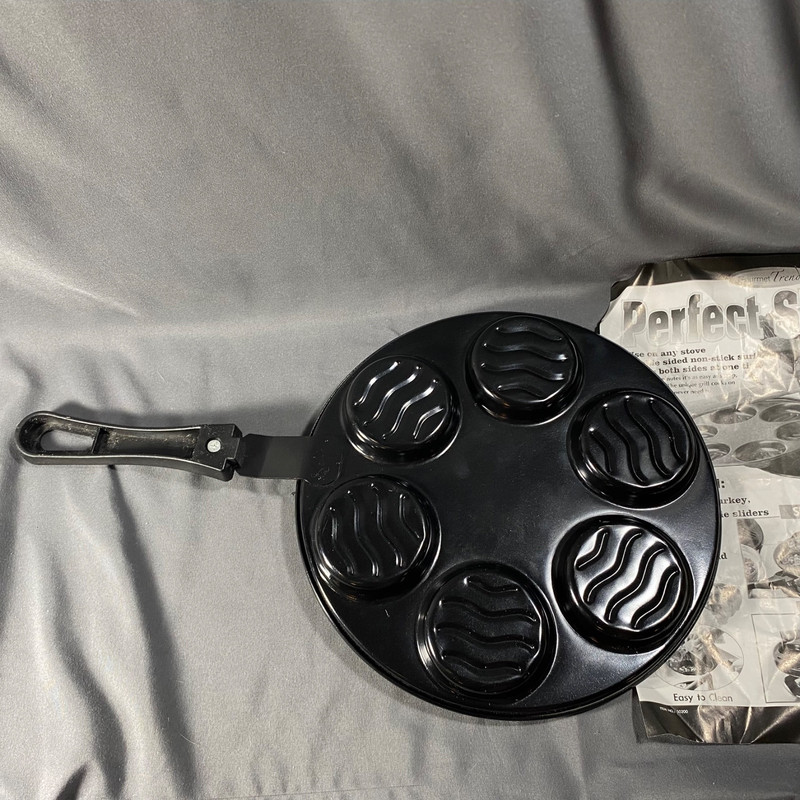 Gourmet Trends Perfect Sliders Hamburger Slider Maker Non Stick Burger Press Kit gallery