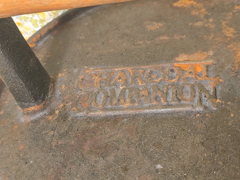 Charcoal Companion Cast Iron Metal Wood Handle Hamburger Burger Press Grill gallery