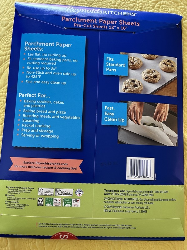 HTF Reynolds Kitchens Cookie Baking Sheets, Pre-Cut 100 Count White gallery