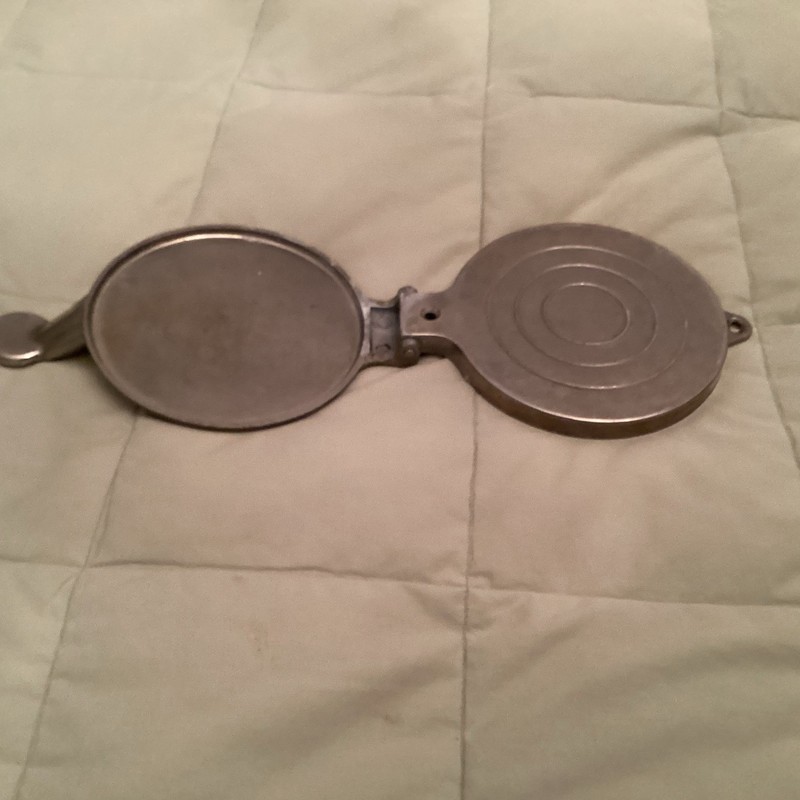 Vintage Metal Tortilla, Burger Or Cookie Press gallery