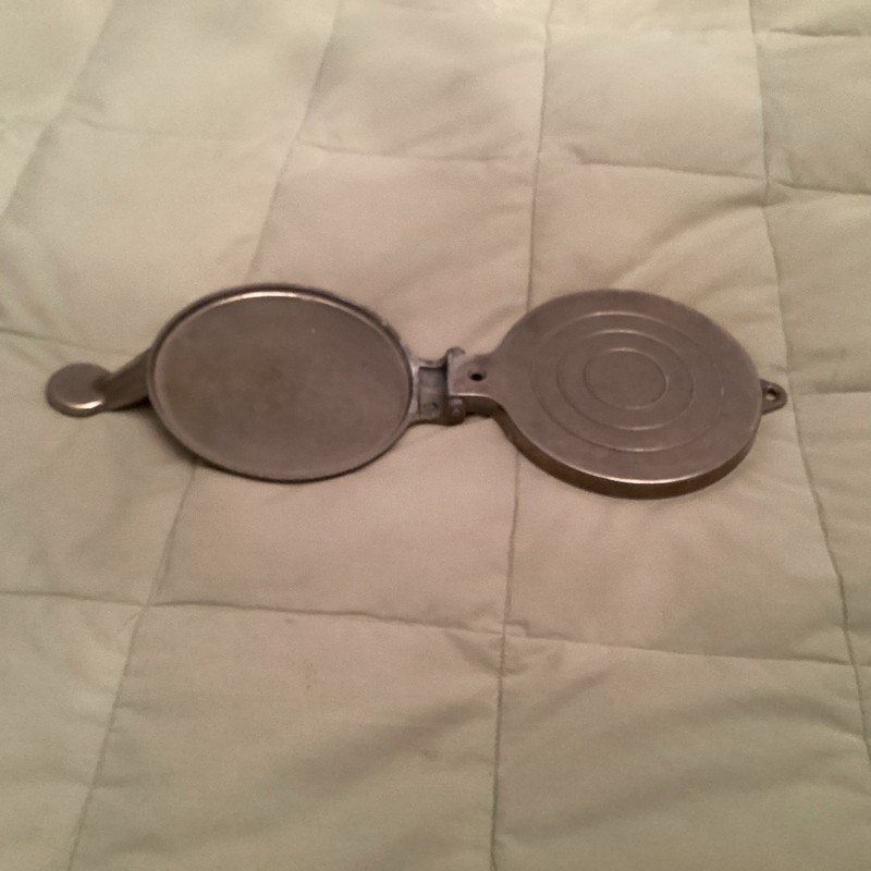 Vintage Metal Tortilla, Burger Or Cookie Press gallery