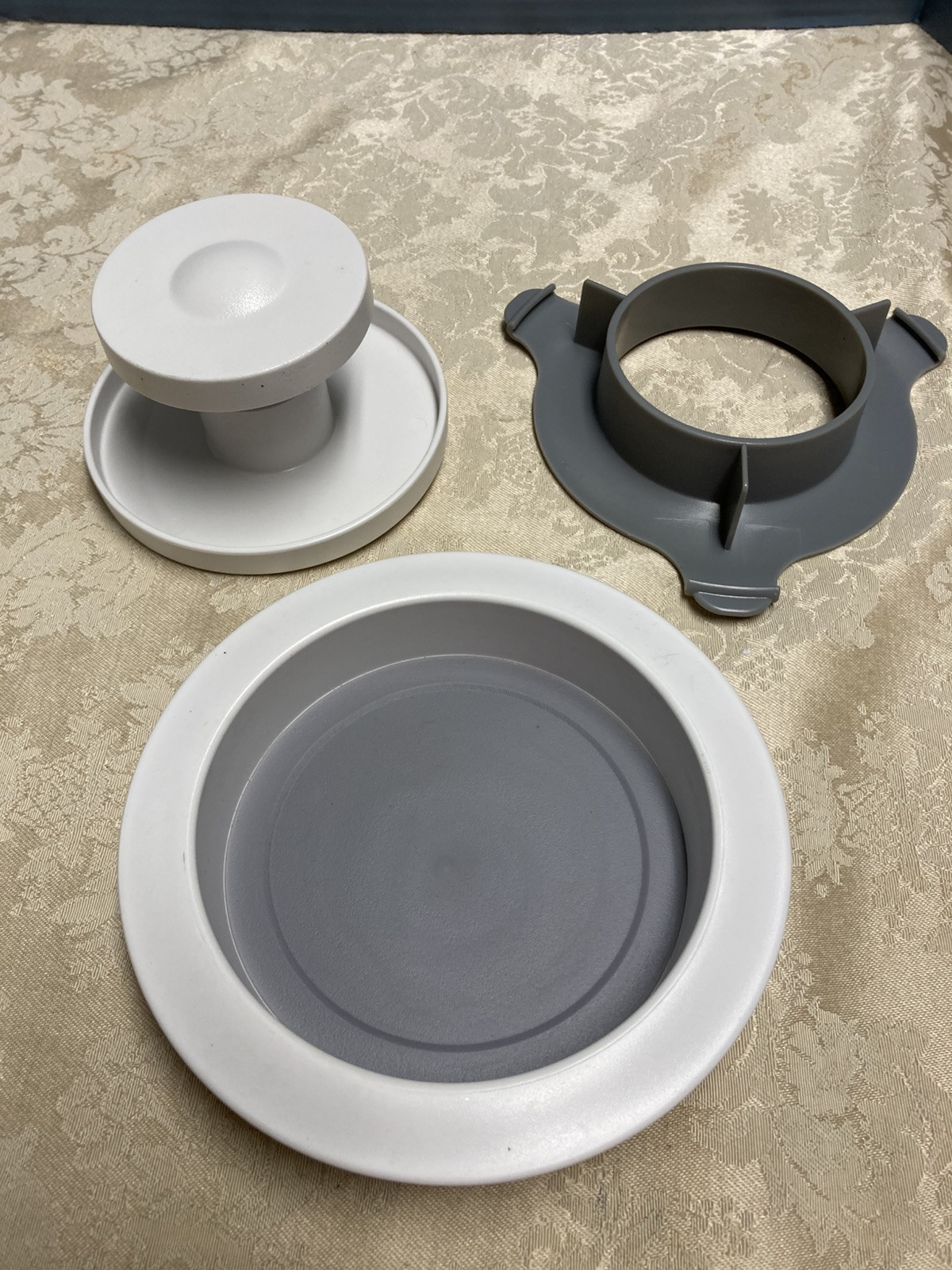 Pampered Chef Burger & Slider Press 3pc Set & Paring Knife Great Condition gallery