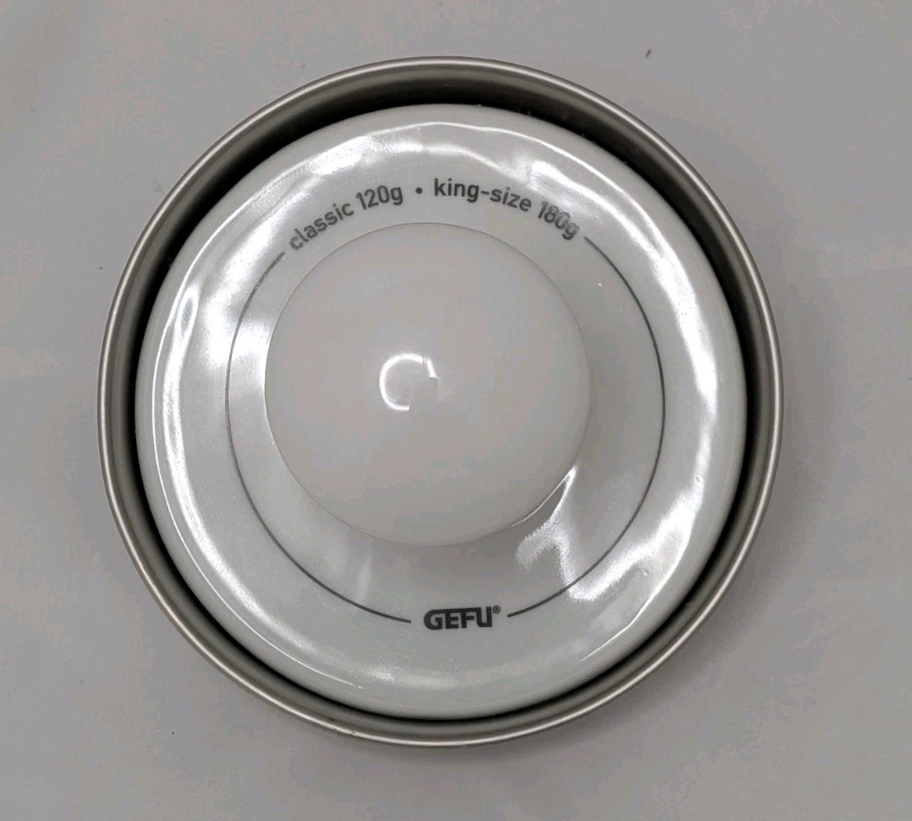 Gefu King Size Porcelain Burger Press Classic 120g Stainless Steel Pan gallery