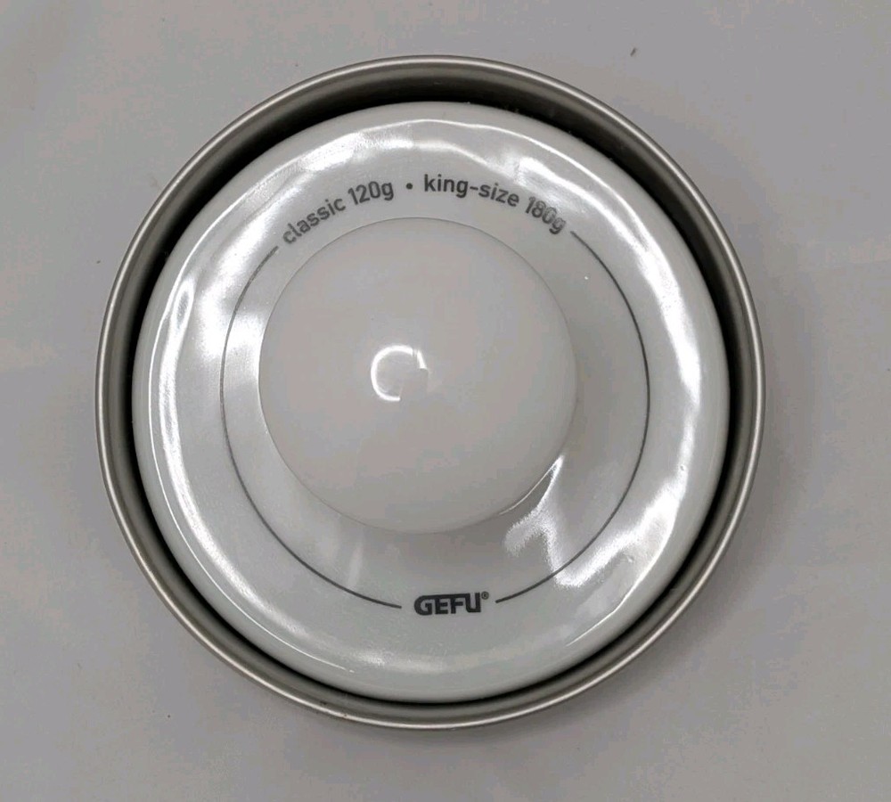 Gefu King Size Porcelain Burger Press Classic 120g Stainless Steel Pan