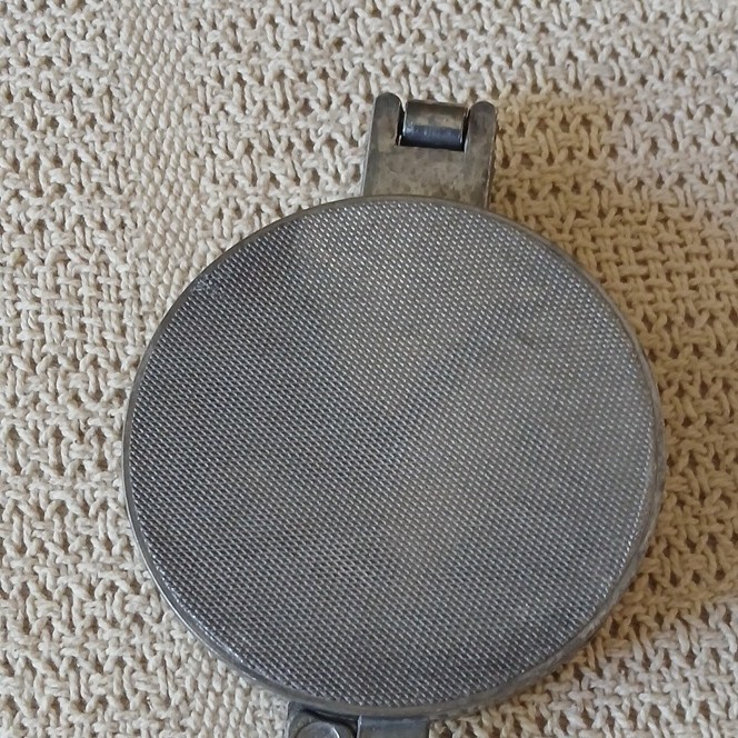 Vintage 1968 Progressus Progressus-W 4" Burger Patty Press, Silver gallery