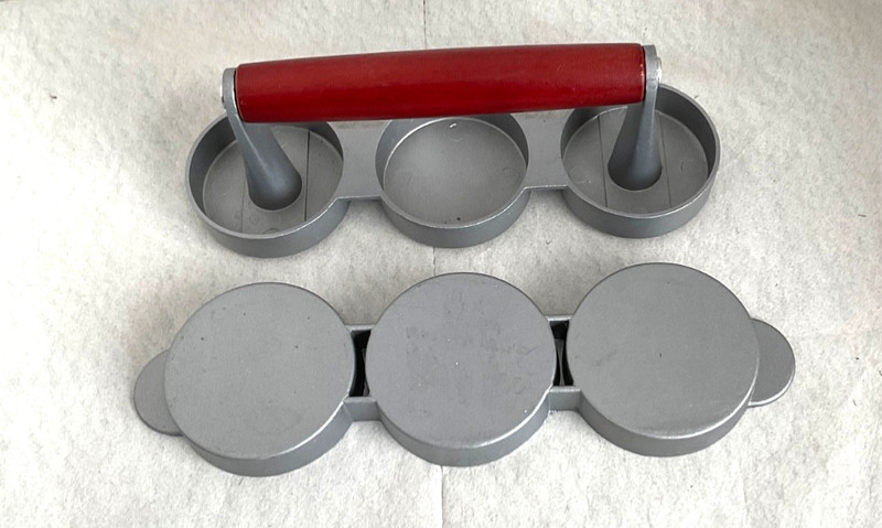 Mini Burger Press 3-Slot Slider Maker 2 3/4"Molds gallery