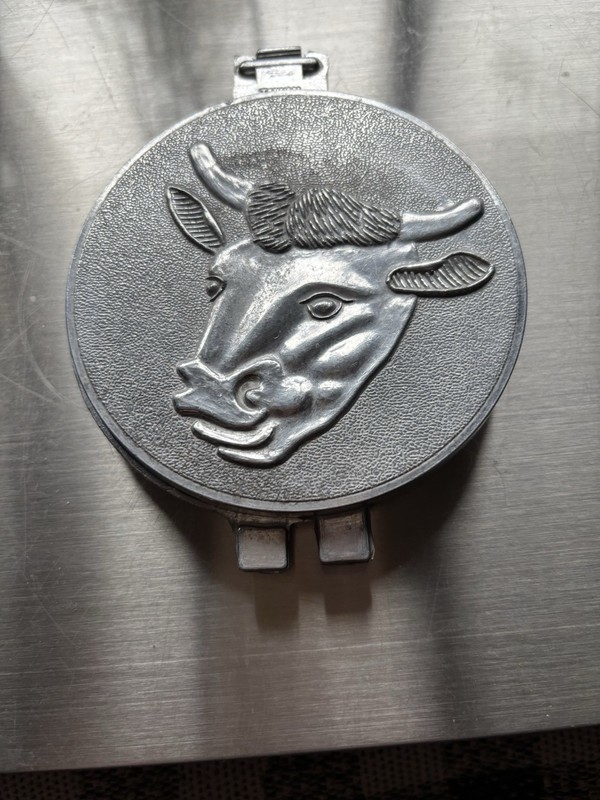 Vintage Aluminum Hamburger Press Bull Head Taiwan Cast Meat Patty Mold gallery