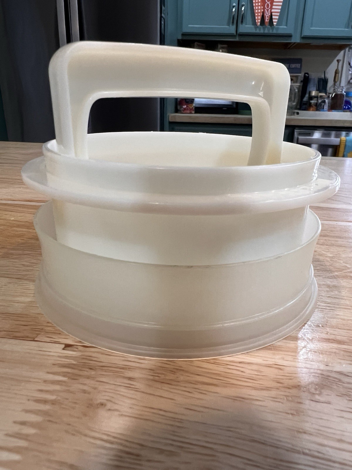Vintage Tupperware Hamburger Patty Press & Ring White Plastic Burger Maker gallery