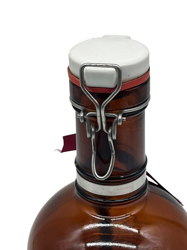 Beamer's 25 American Burger House 2L Amber Glass Growler Swing Top Metal Handle gallery