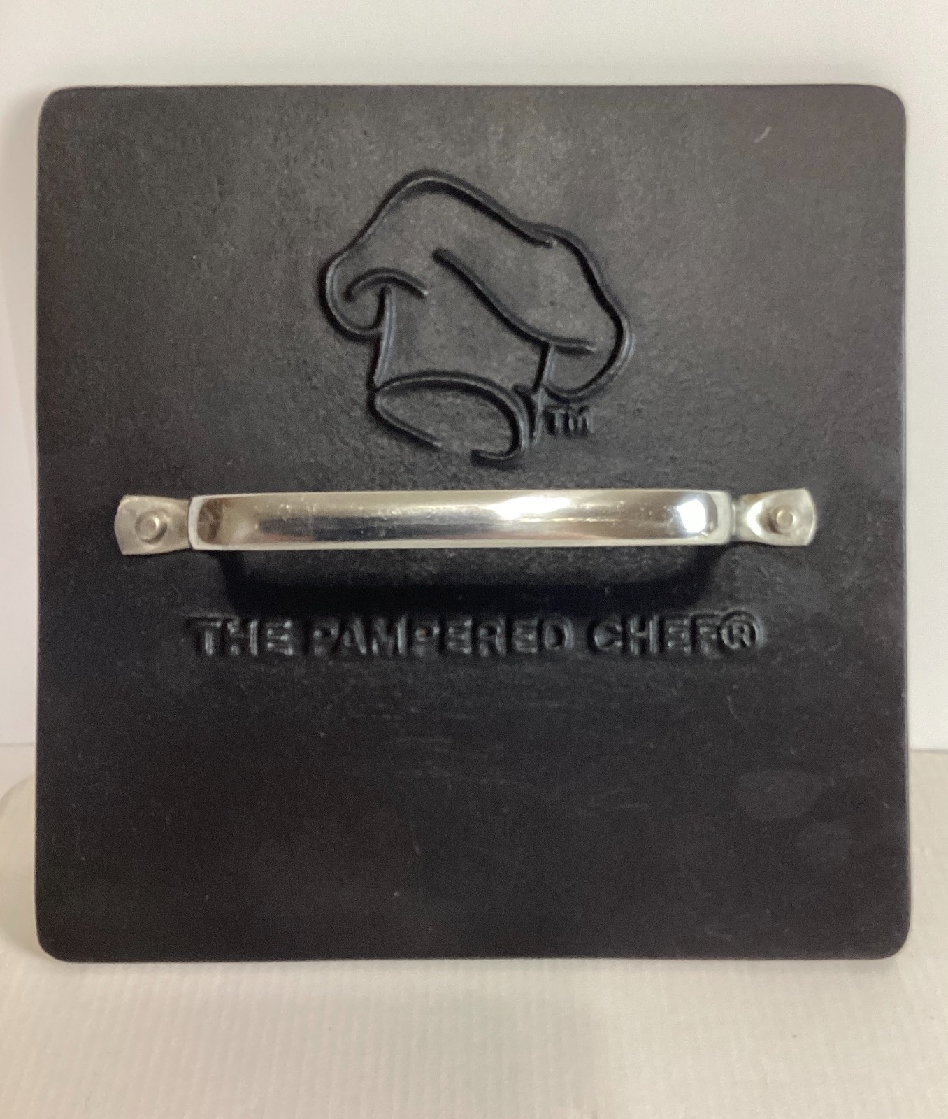 VTG (2006) Pampered Chef Heavy Duty Cast Iron 8 1/2" Square Grill Press #2875 gallery