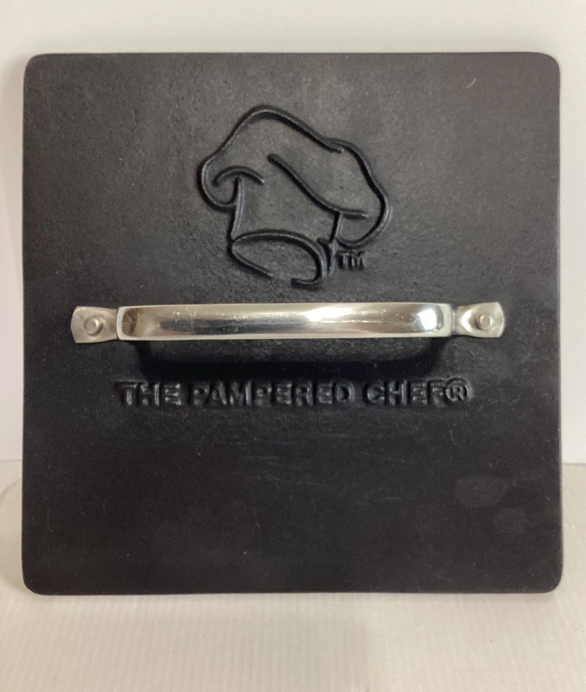 VTG (2006) Pampered Chef Heavy Duty Cast Iron 8 1/2" Square Grill Press #2875